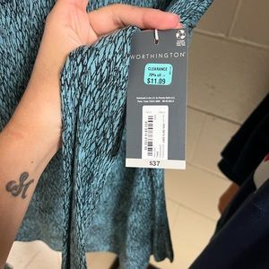 cute long sleeve top!